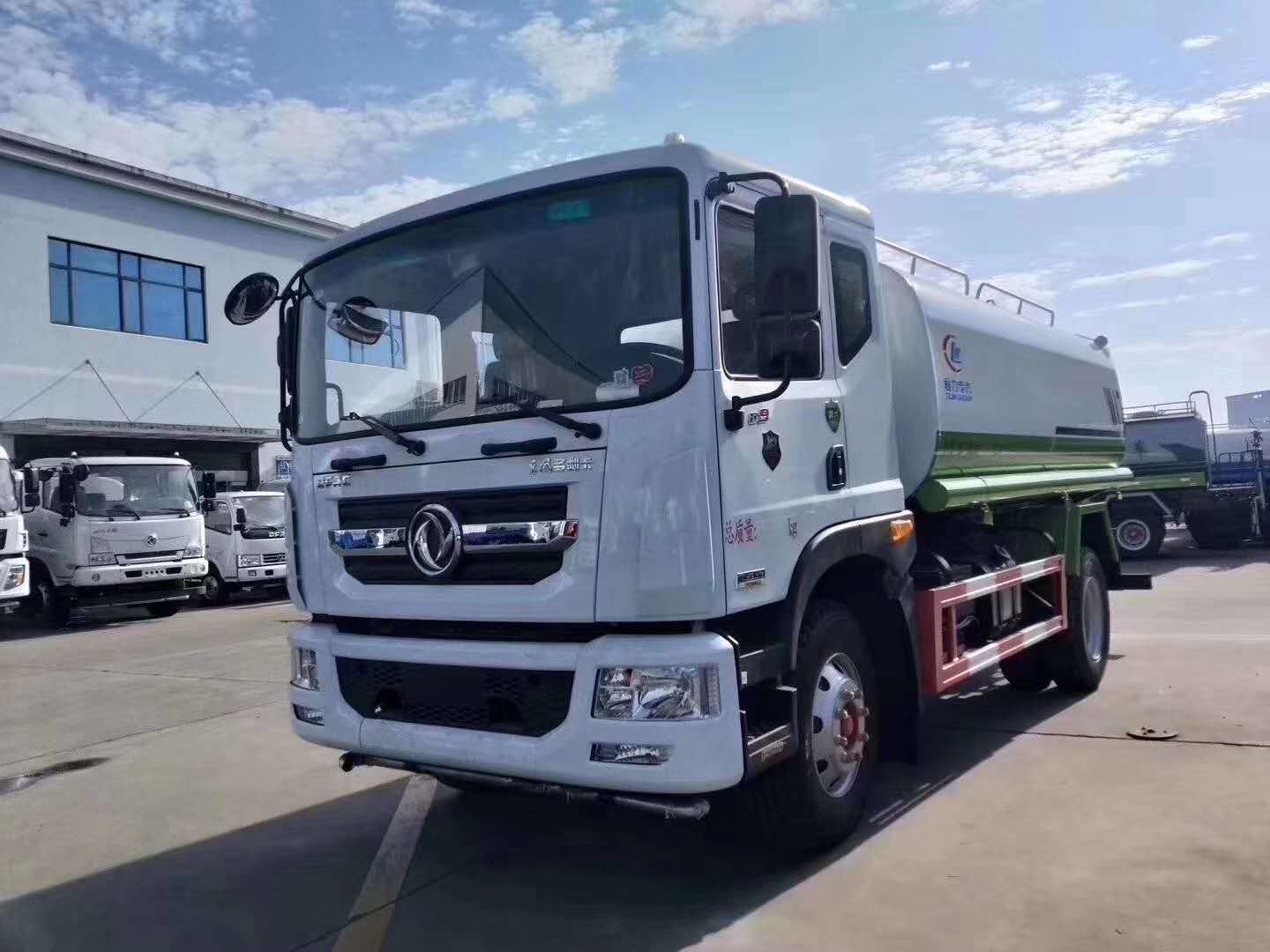 东风D9国六雾炮车